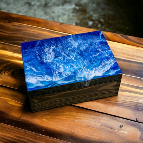 Drewniana szkatułka